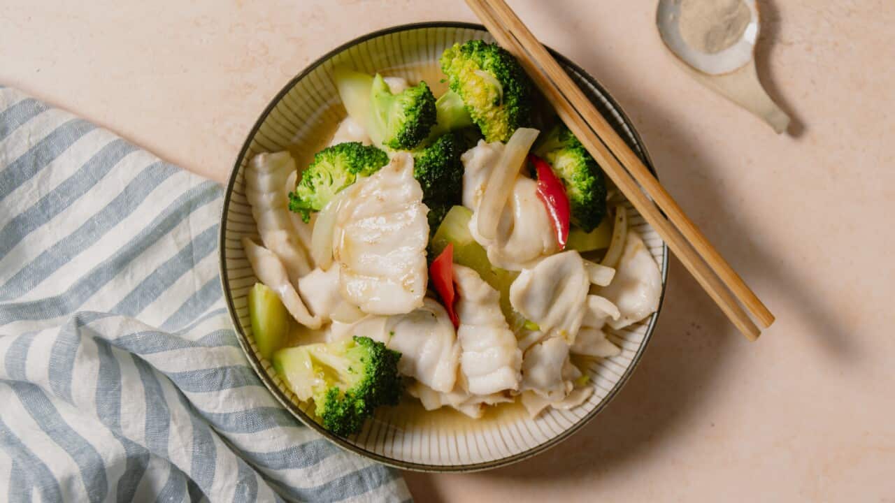Stir-fried fish and broccoli
