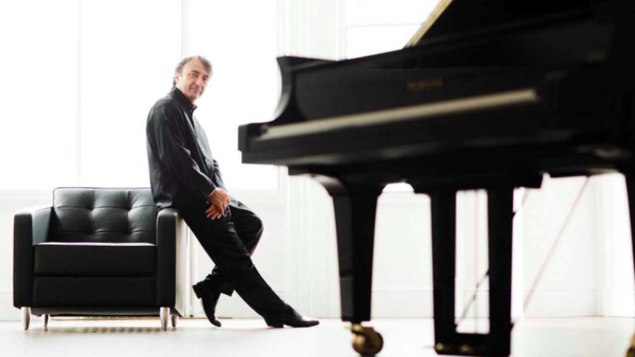 Jean-Efflam Bavouzet