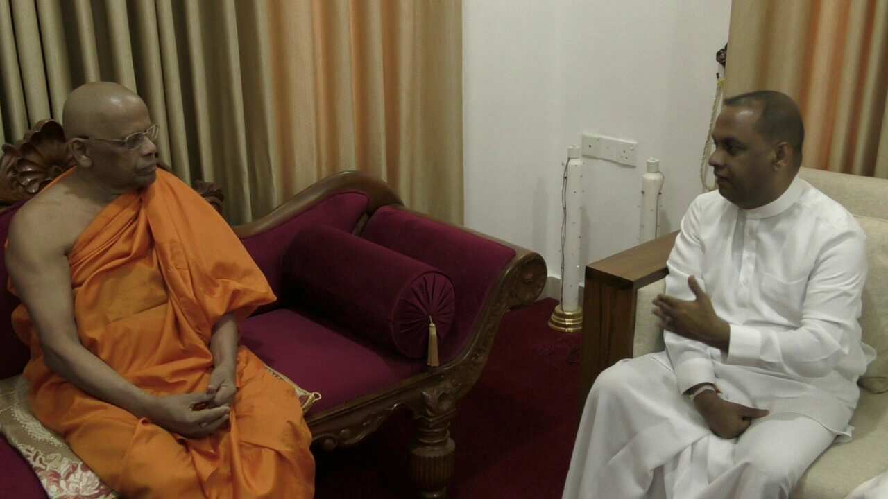 Agricultural Minister Mahinda Amaraweera Visit Sri Dalada Maligawa, Malwathu and Asgiri chapters.