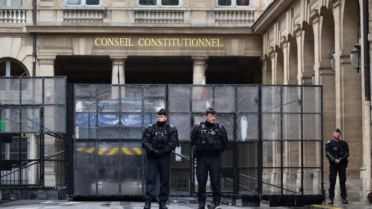 Security perimeter around the Conseil Constitutionnel - Paris