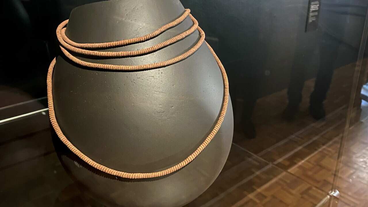ABORIGINAL RED OCHRED NECKLACE