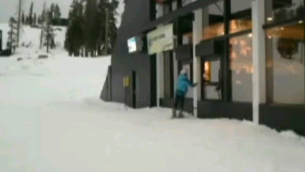 ski_thru_120215_b_cnn_1447649979