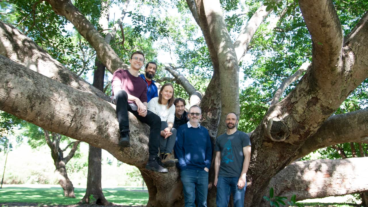 4583-RI35_GTDB_team_main_photo.png