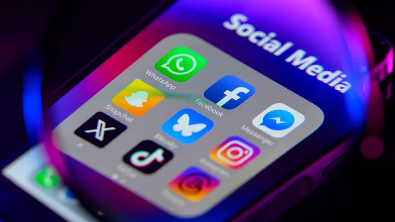 Social Media Applications- Photo Illustration
