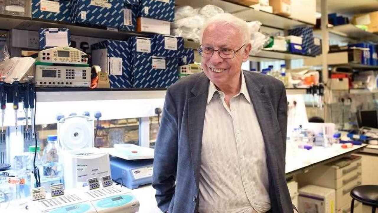 Tomas Lindahl poses in the lab after winning the Nobel Prize for Chemistry in the Francis Crick Institute and Clare Hall Laboratory in Hertfordshire, Britain, 07 October 2015.