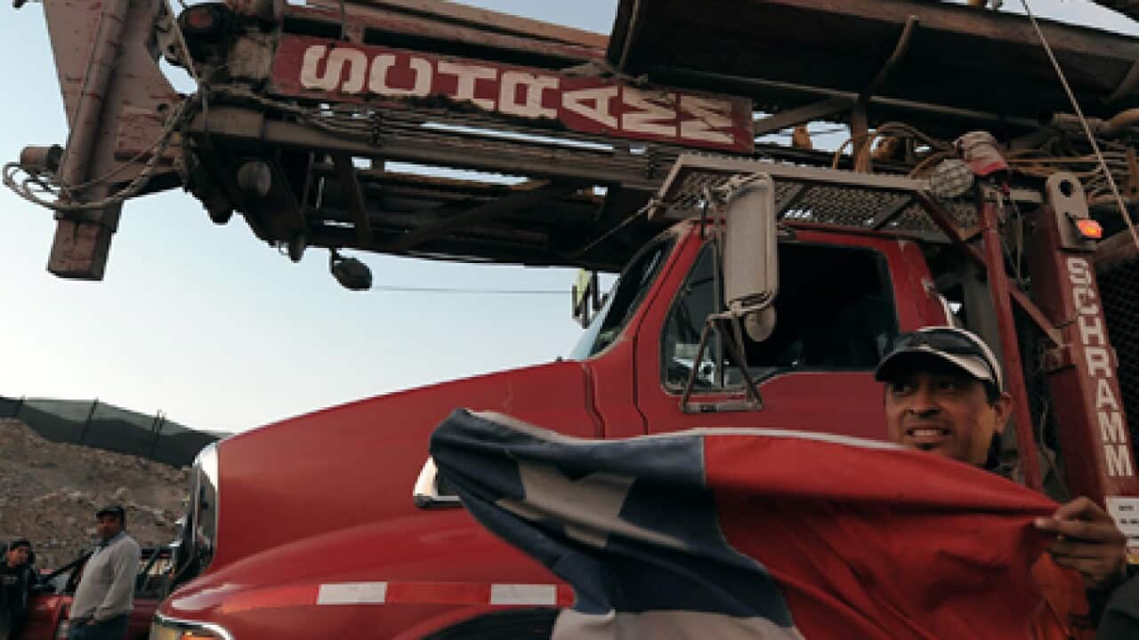 chile_miners_dozer_100825_B_getty_1551832702