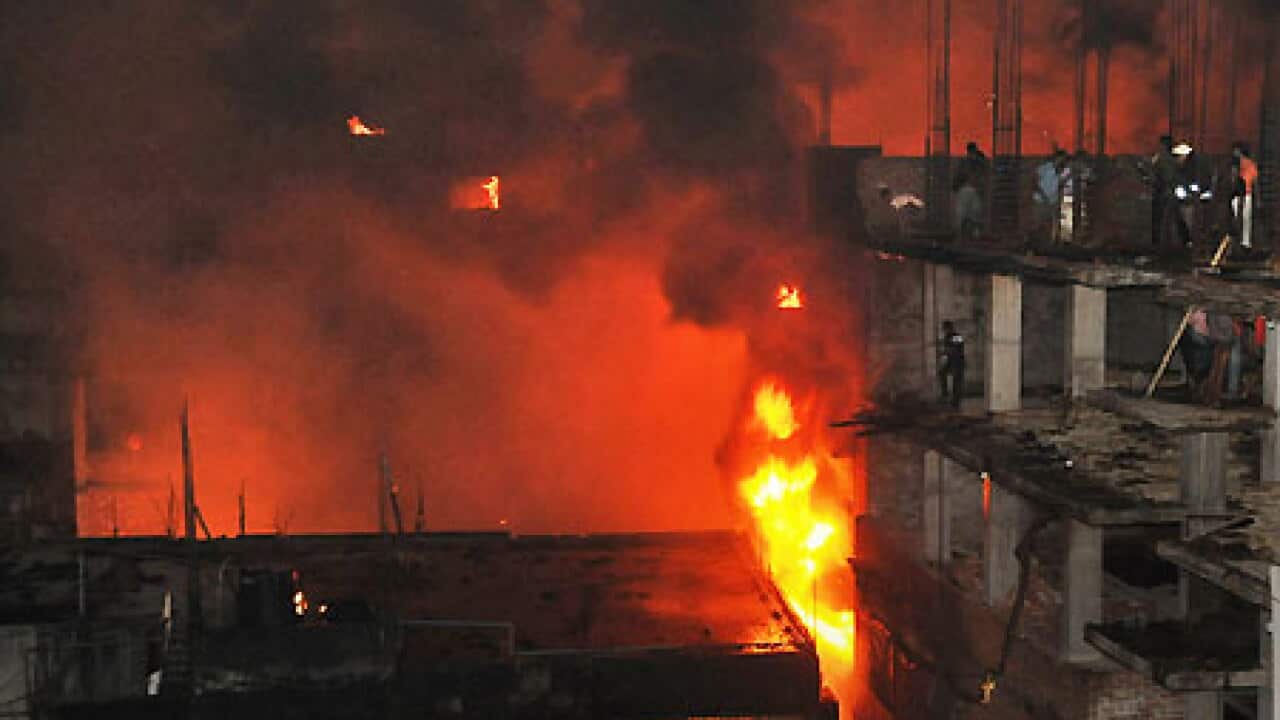 bangladesh_fire_2_100604_ap_aap_B_444500088