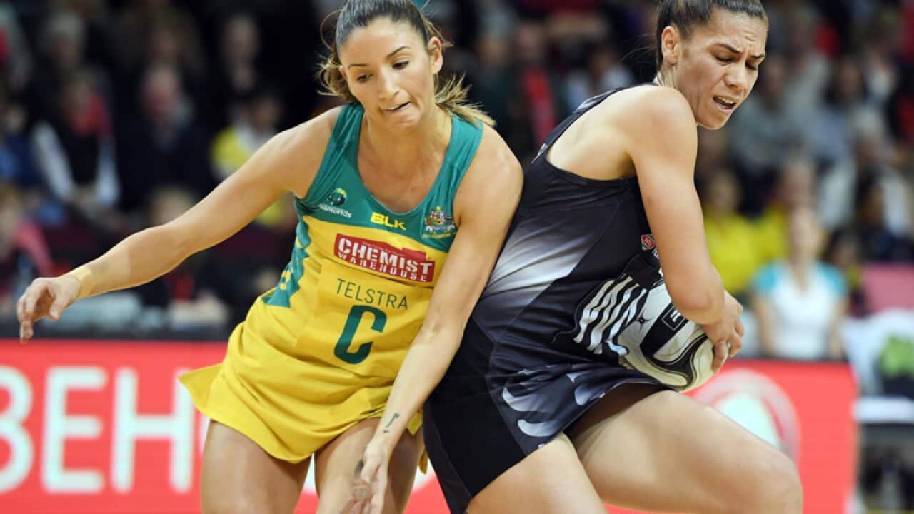 Kim Ravaillion of Australia (L) and Grace Rasmussen of New Zealand