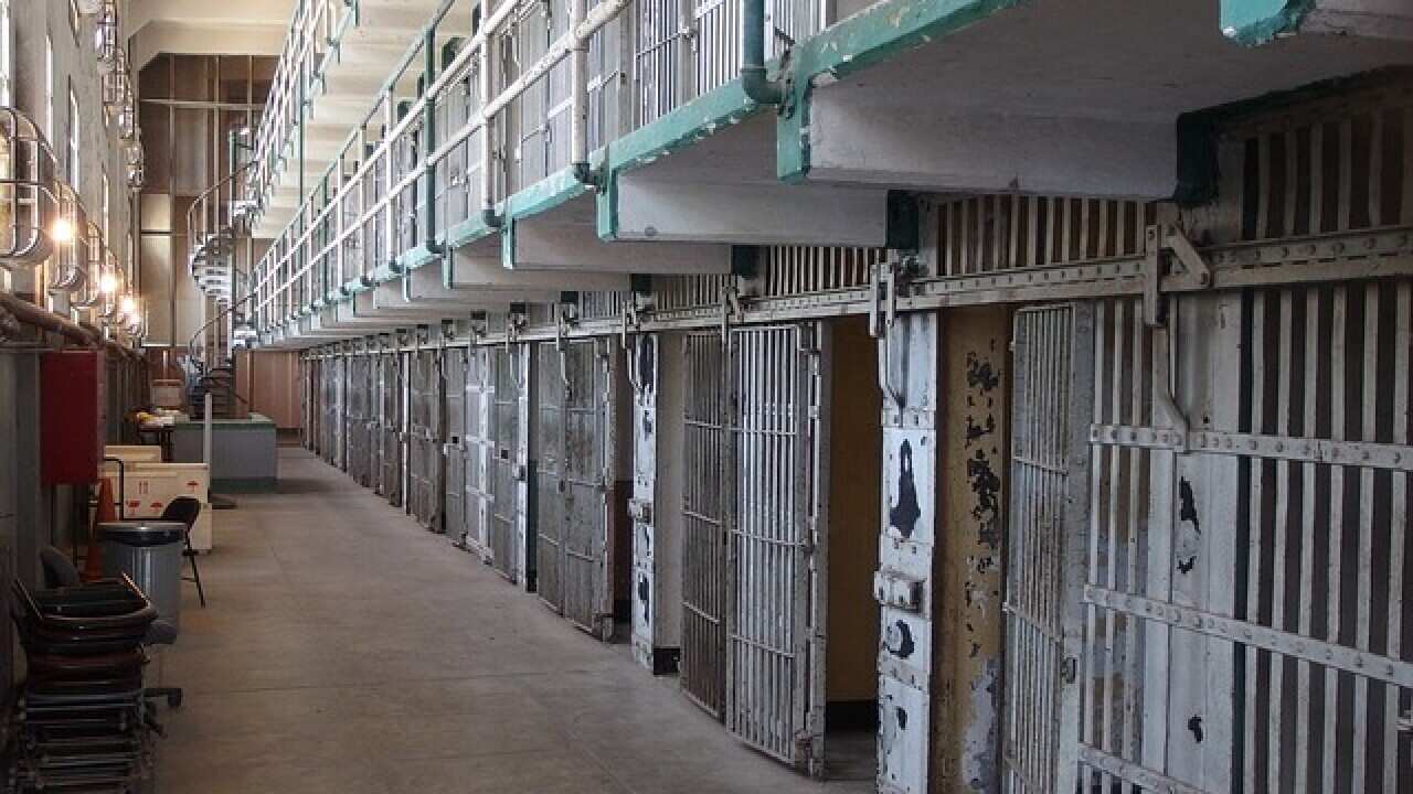 Prison - Refugees to sentence life in prison for serious offences in Australia