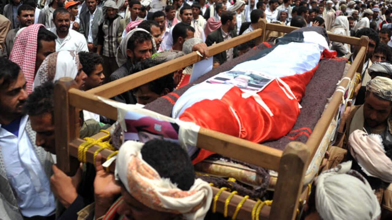 yemen_protester_20110625_b_aap_237511030