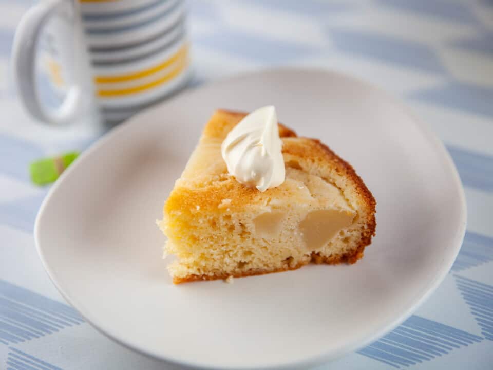 EG9_EP26_The Easiest Cake Recipe in the World.jpg