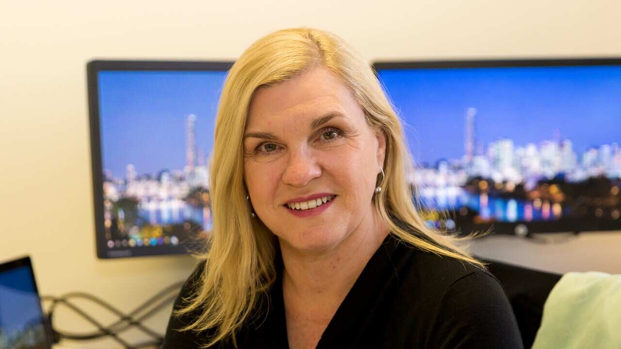 Dr Katrina Lines