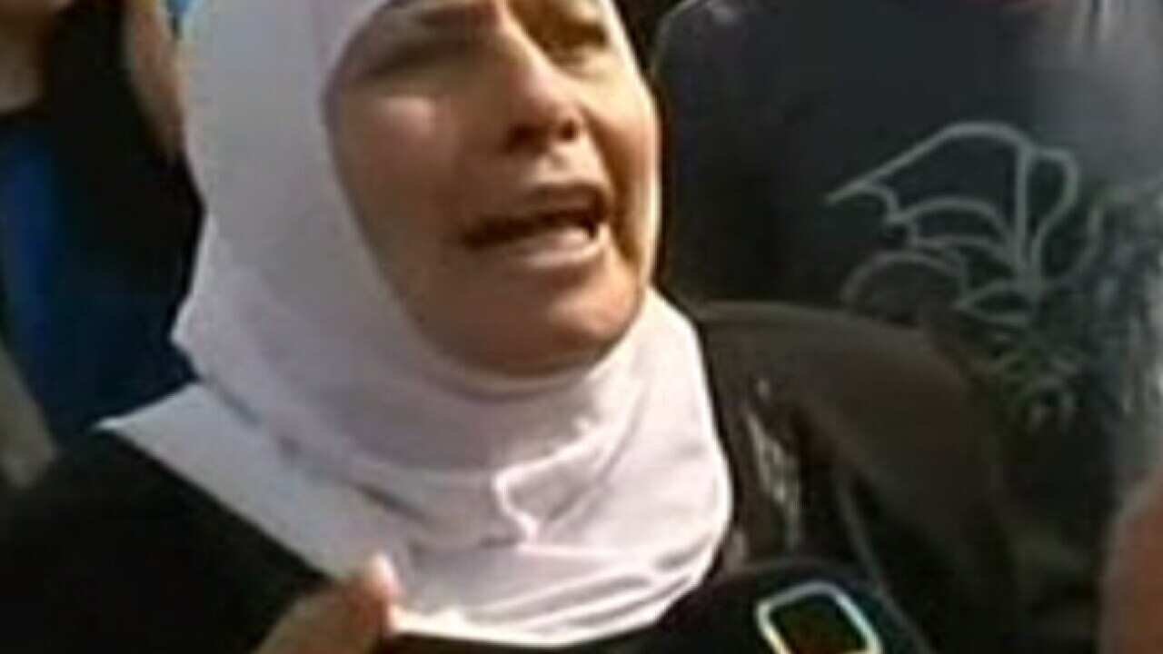 syria_tv_pro_protest_b_110607_1435048308