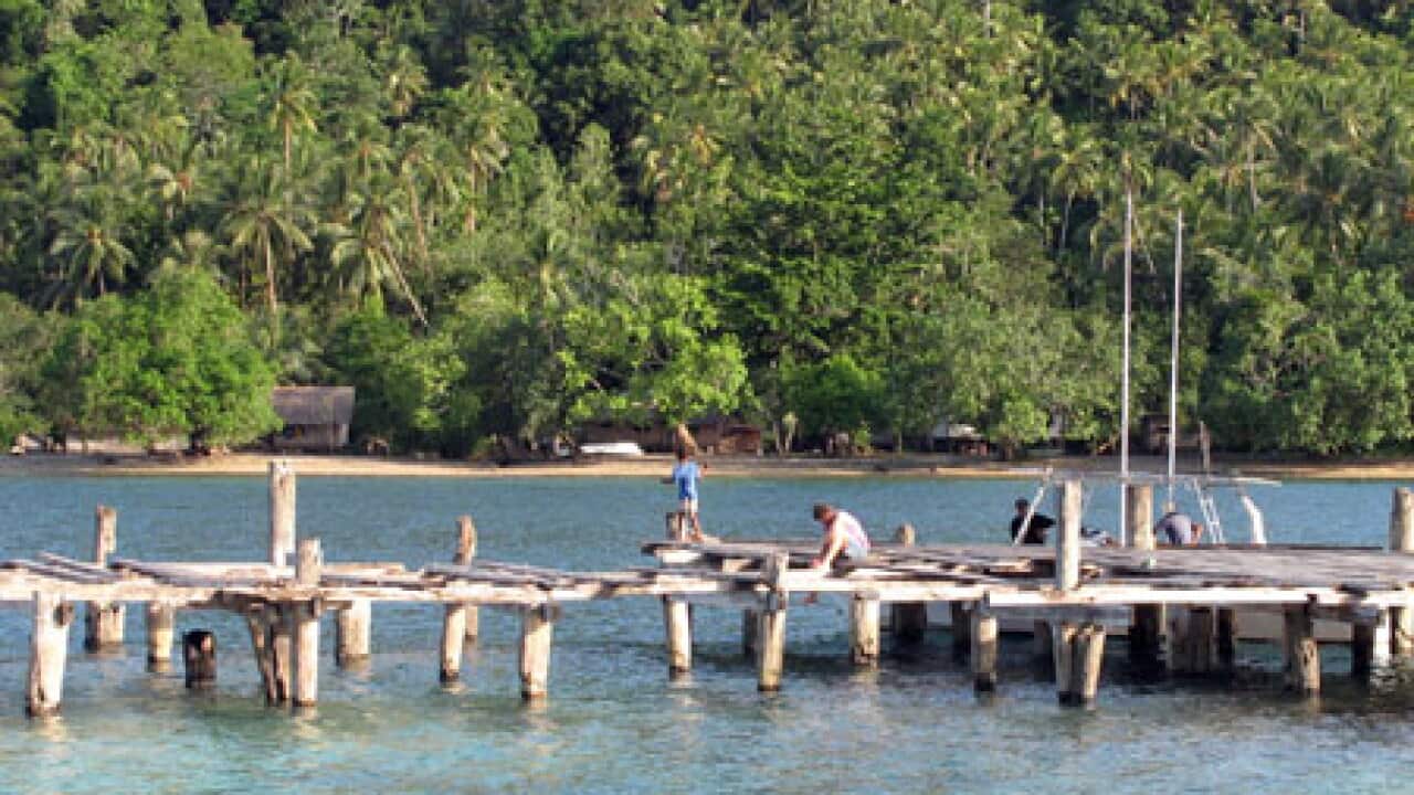 milne_bay_png_100901_L_aap_1377841049