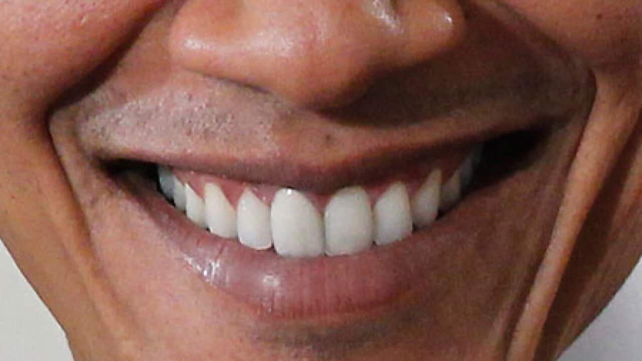 smile_100325_ap_aap_B_71111629