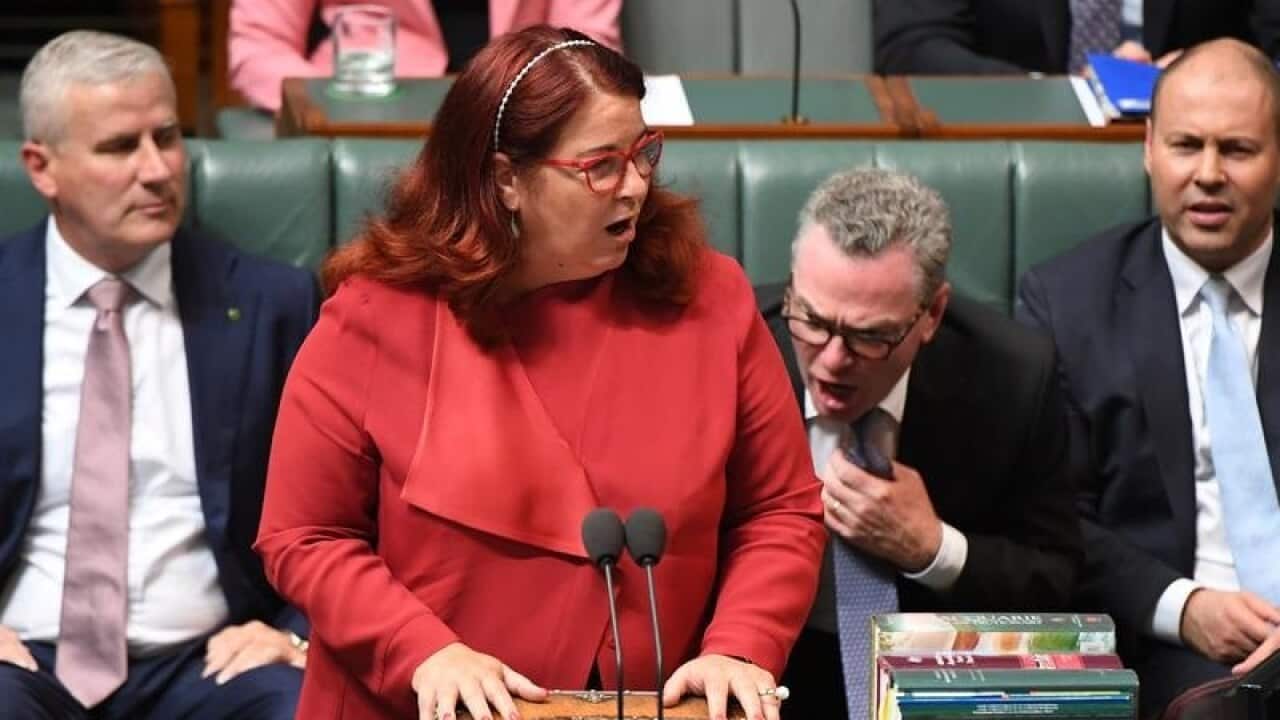 Federal Environment Minister Melissa Price (C)