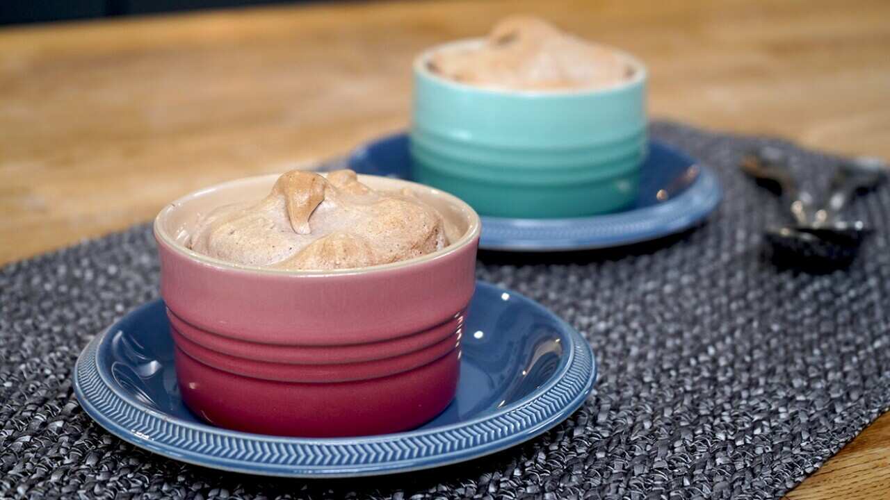 Warm chocolate hazelnut brownie cakes