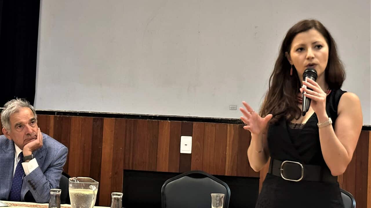 Dr Olesya Khromeychuk and Professor Marko Pavlyshyn, Ukrainian House, Essendon.jpg