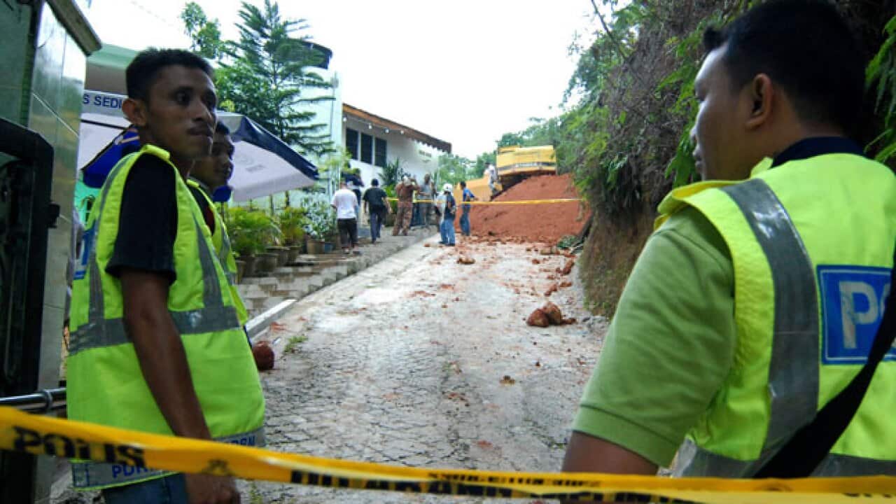 malaysia_landslide2_110522_B_aap_1852326917