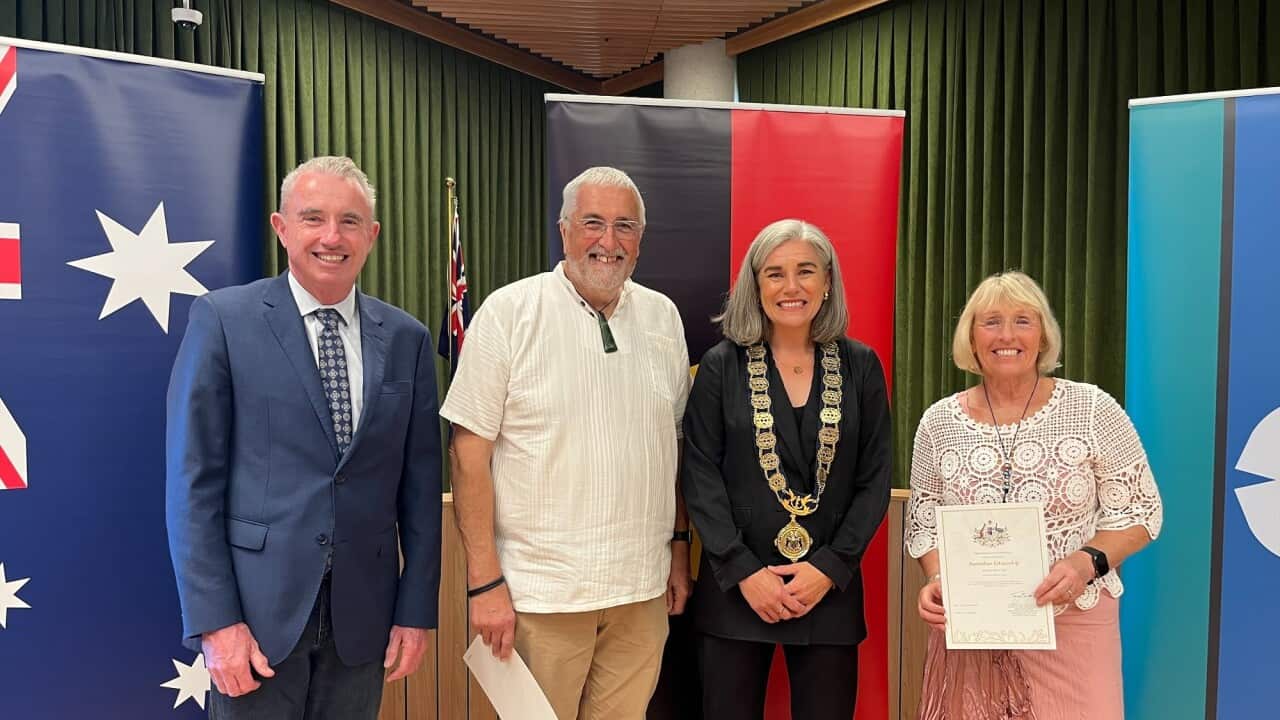 Allan Lee (2nd left) joined the group of Australia's newest citizens in a ceremony in the City of Coffs Harbour in New South Wales_SBS.jpg