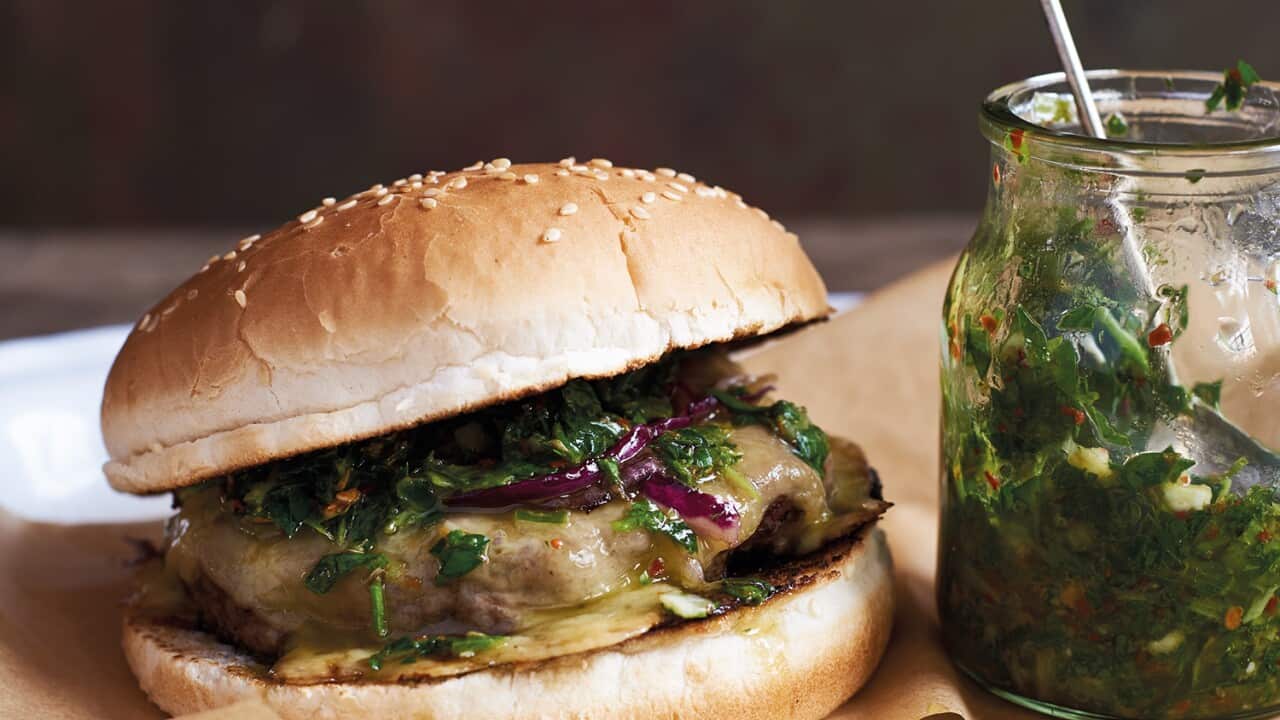Hamburgers with spicy chimichurri