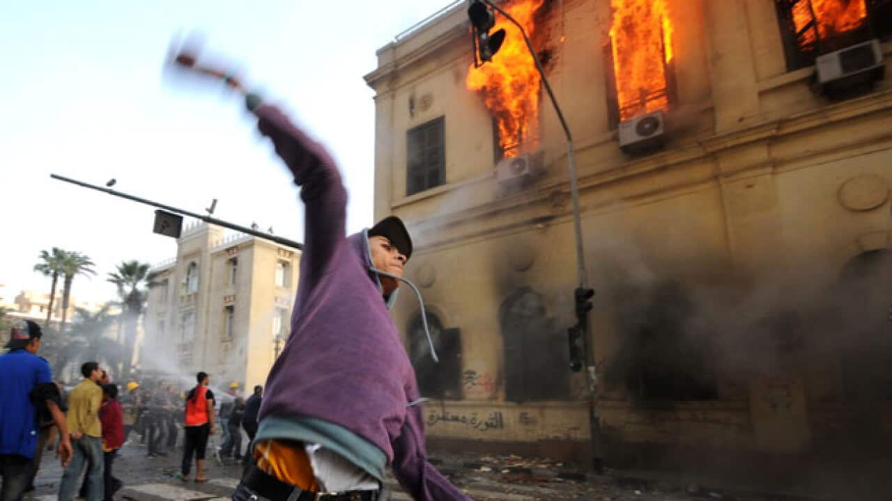 egypt_clashes_111218_B_aap_253341179