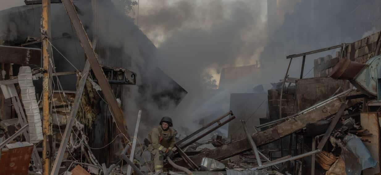 Major Russian bombardment of Ukraine kills 11, after Ukraine denies dormitory strike