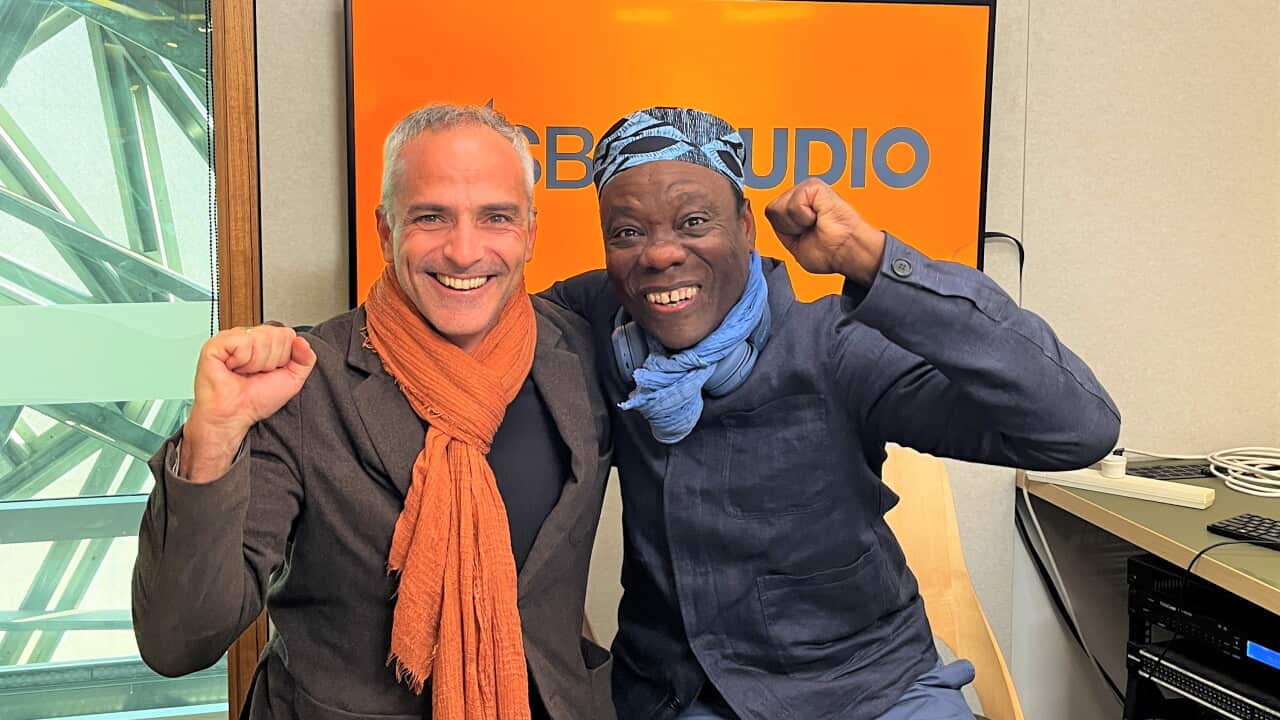 L: Con Kalamaras, from Estudiantina of Melbourne and Stani Goma, curator behind Mande Blues