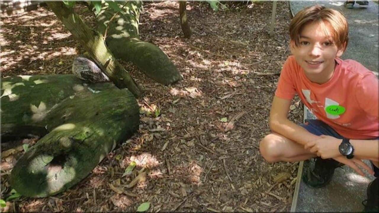 Адриан Еванс.