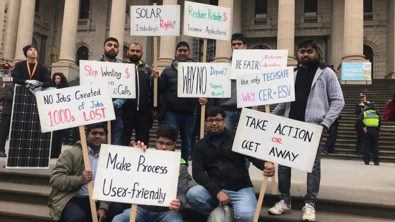Hundreds of solar installers protested at a rally at Victoria’s Parliament House on Thursday morning.