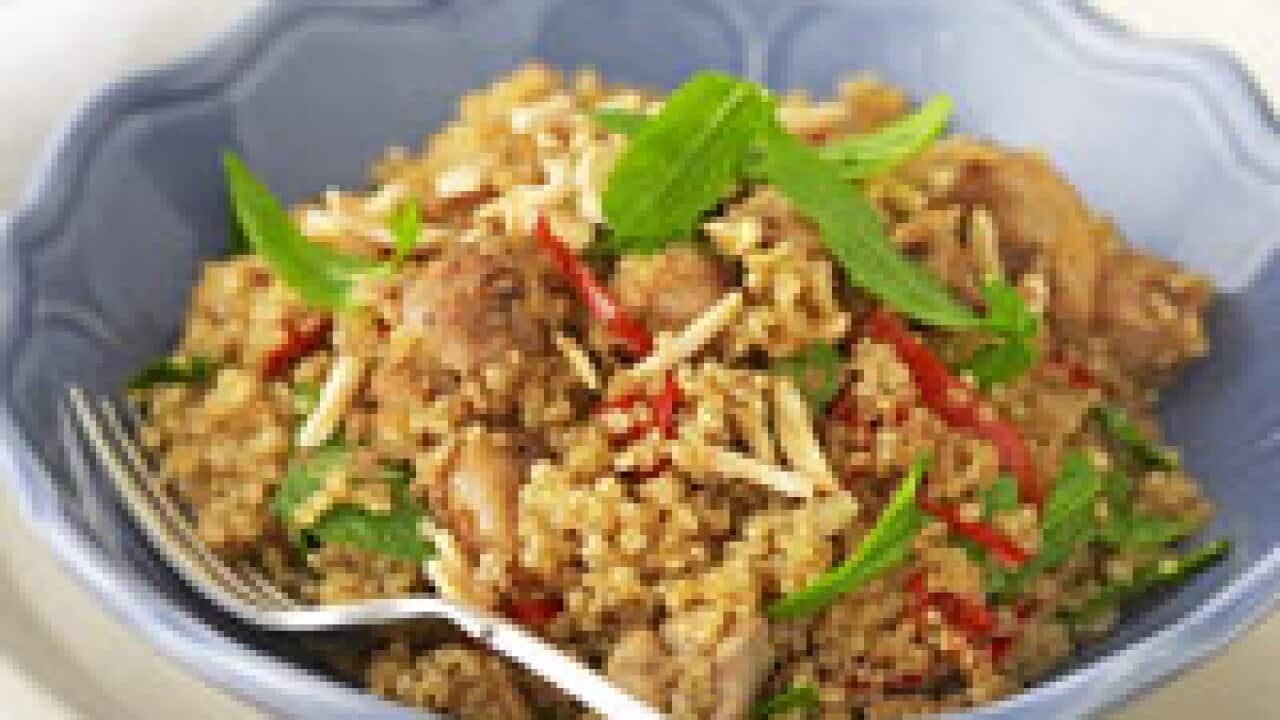 Almond, chicken and cinnamon quinoa pilaf