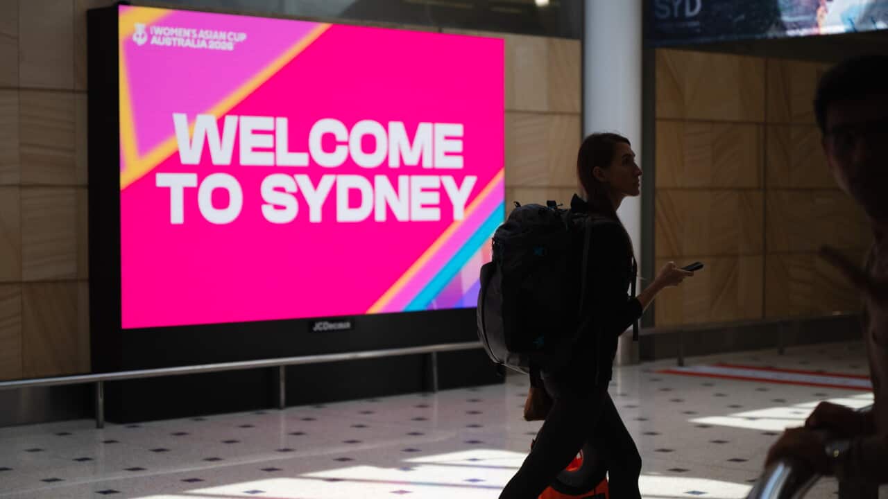 MIDDLE EAST FLIGHT AUSTRALIA RETURN