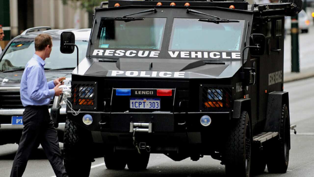 police_WA_perth_chogm_b_111028_afp_879941505