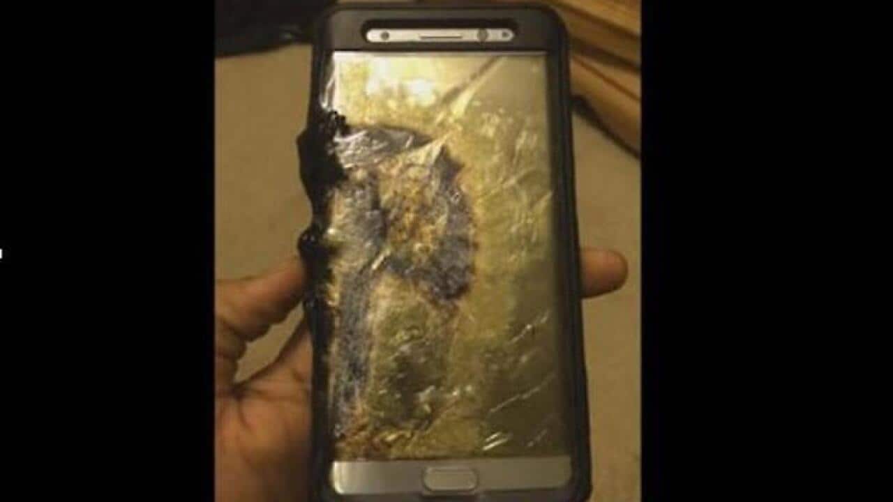 An exploded Samsung Note7