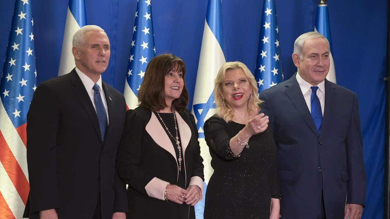 US Vice President Mike Pence and his wife Karen Pence, Israel's PM Benjamin Netanyahu and his wife Sara Netanyahu pose for a photo in Jerusalem.