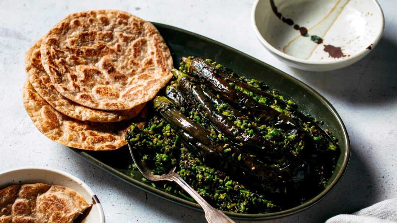 Pea stuffed eggplants