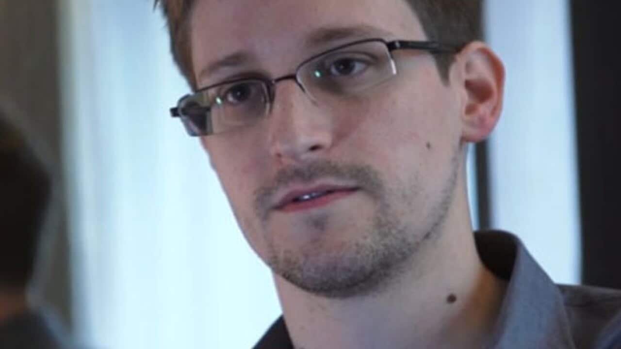 edward_snowden_130610_guardian_1091268781