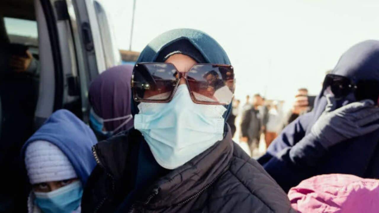 Australian Families leave Roj Camp