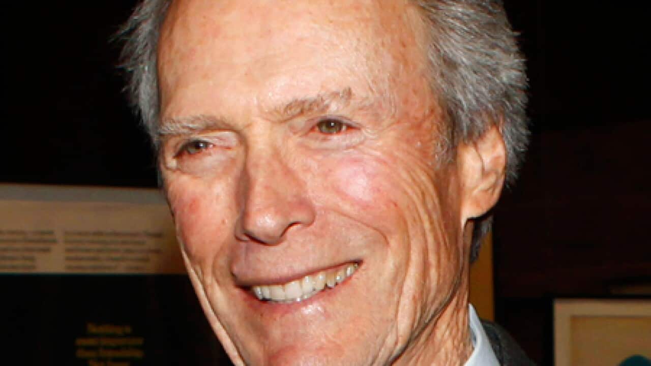 Eastwood_Obama_100226_B_aap_37650774