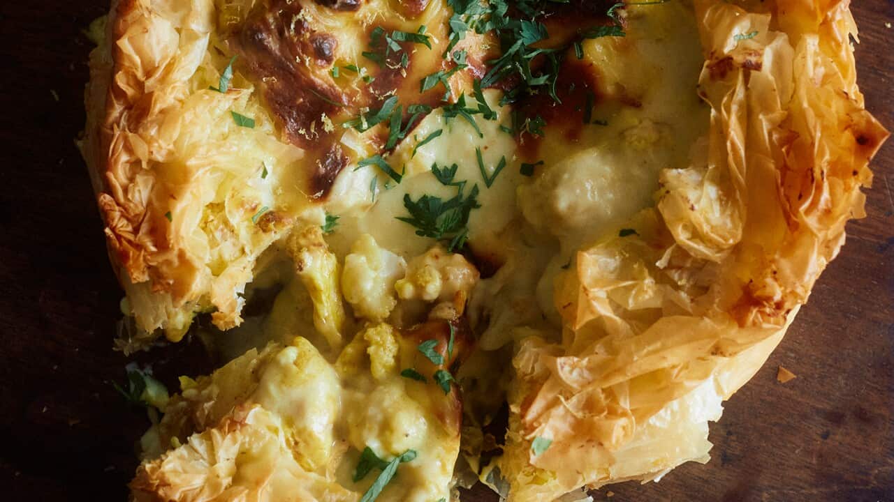 Curried cauliflower cheese filo pie