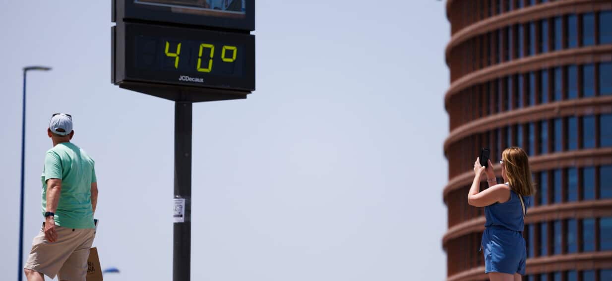 Europe braces for extreme heat as France issues red alerts