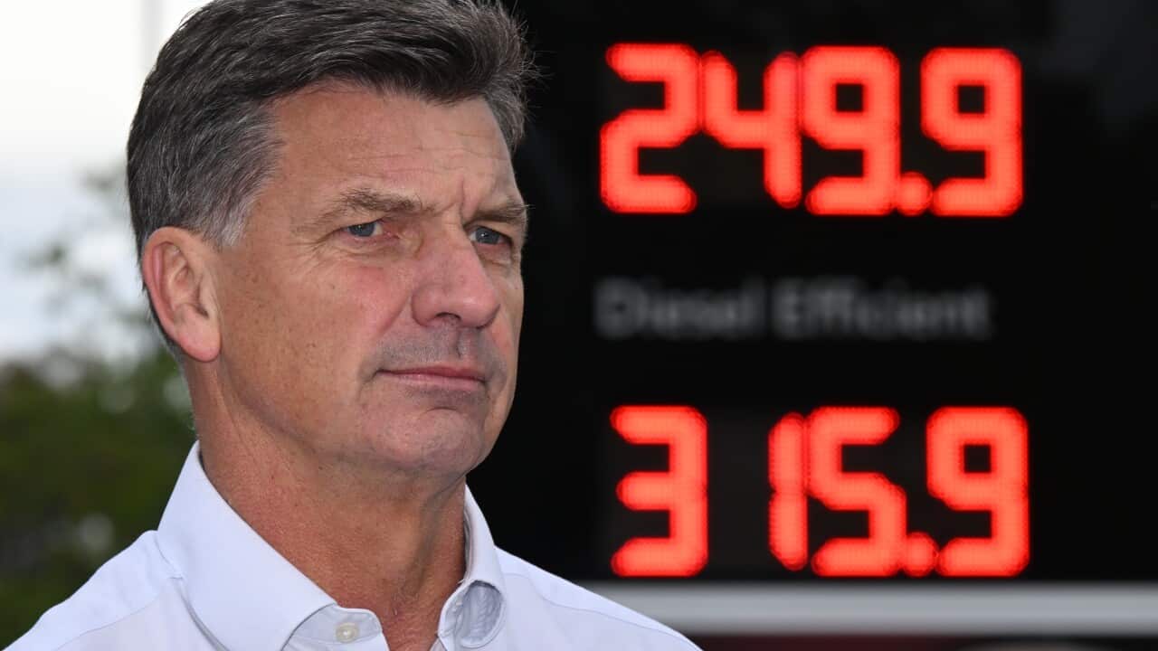 ANGUS TAYLOR PETROL STATION VISIT