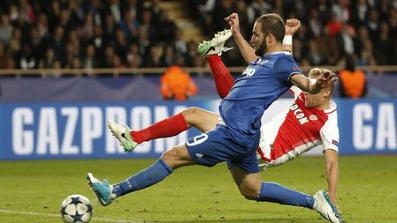 Higuain double sends Juve close to Champions League final