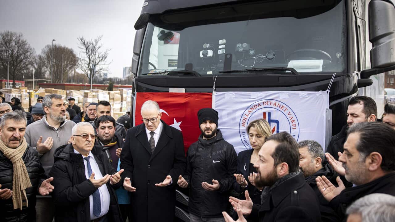 Rotterdam mosque collects goods for earthquake victims