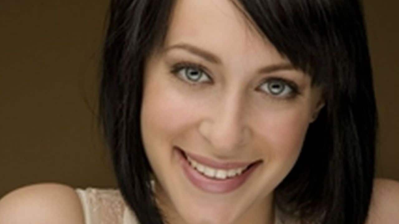 Actor Jessica Falkholt.