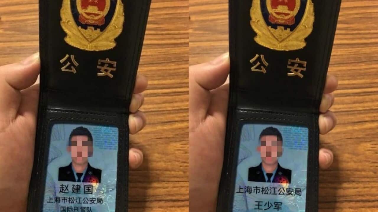 Fake police identification badges used by fraudsters who robbed Melbourne student Cindy Ji.