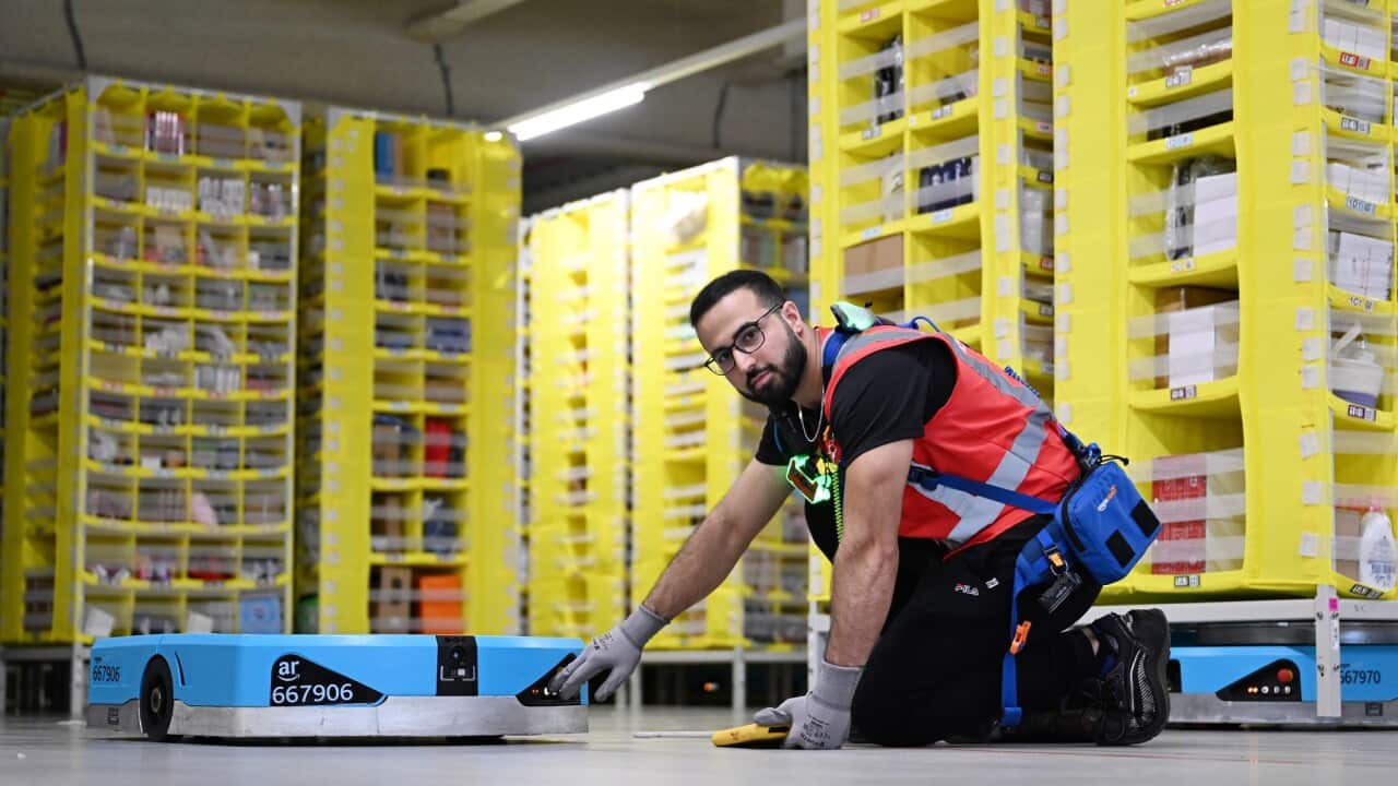 AI ROBOTS WORKPLACES