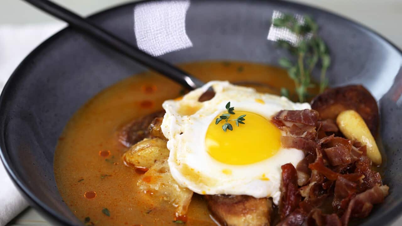 Garlic soup or sopa de ajo