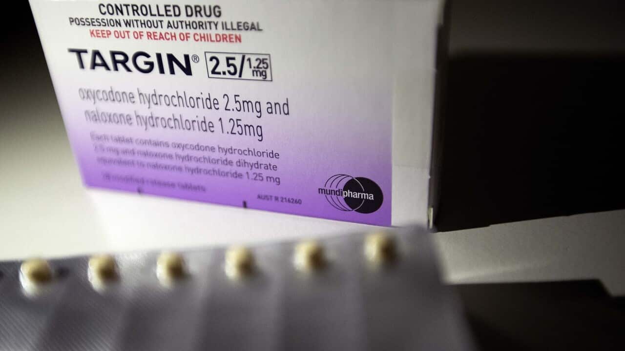 thumbnail_A packet of opioid medication (AAP).jpg