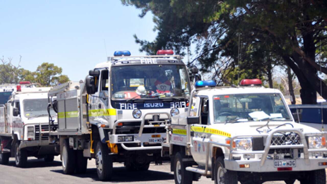 WA_firetrucks_110112_B_aap_1649555429